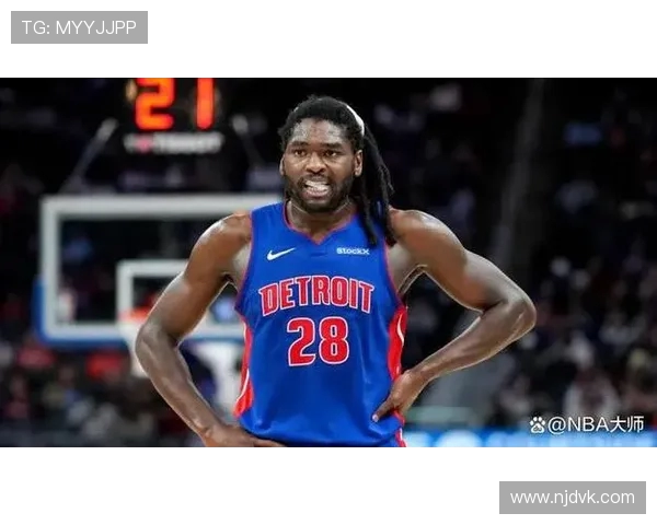 斯图尔特场均盖帽联盟第二篮下防守效率第一统治禁区内线表现强势